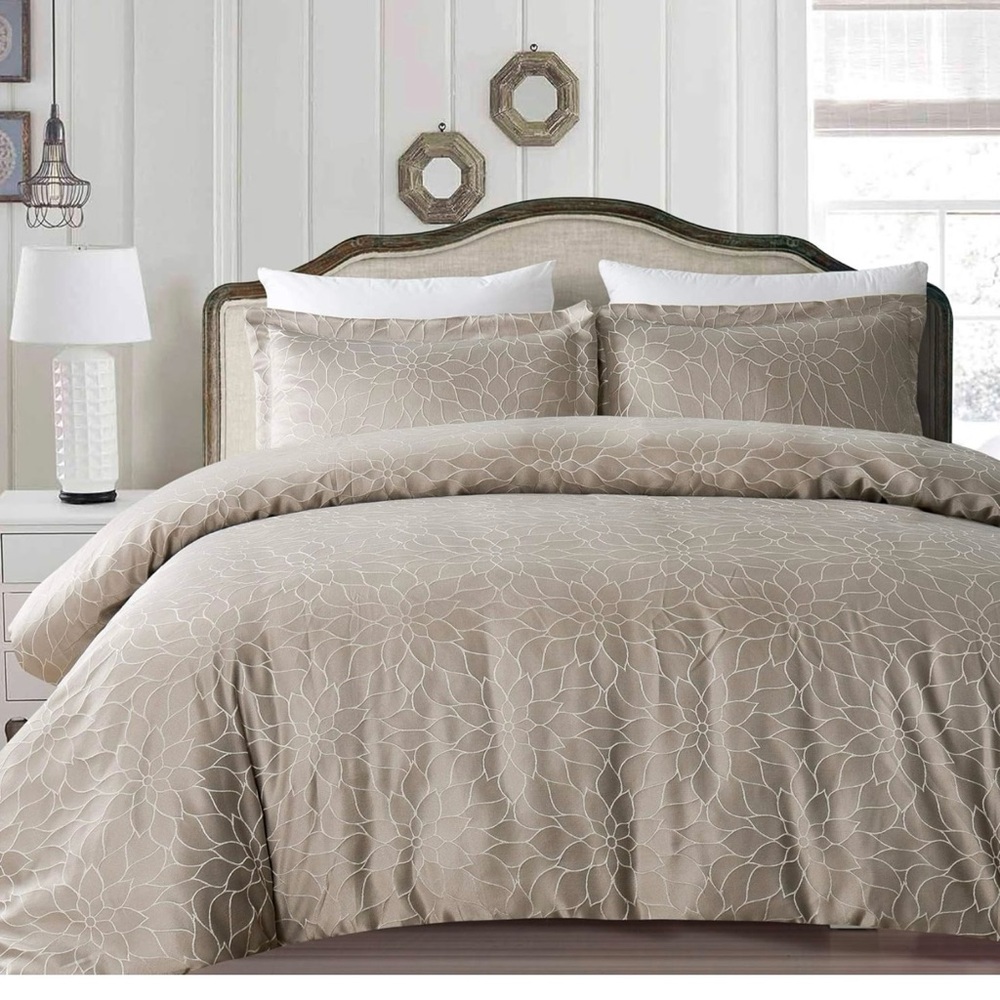 California Design Den Hotel Royal Bloom 3pc Duvet Set Full/Queen‎ Emb Floral